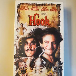 Hook with Robin Williams - VHS - Good Condition